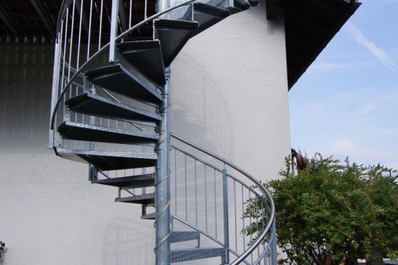 Spindeltreppe Stahl