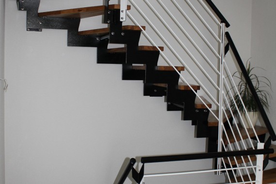 gewendelte Zweiholmtreppe