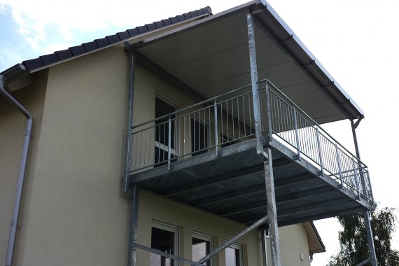 großflächiger Balkon